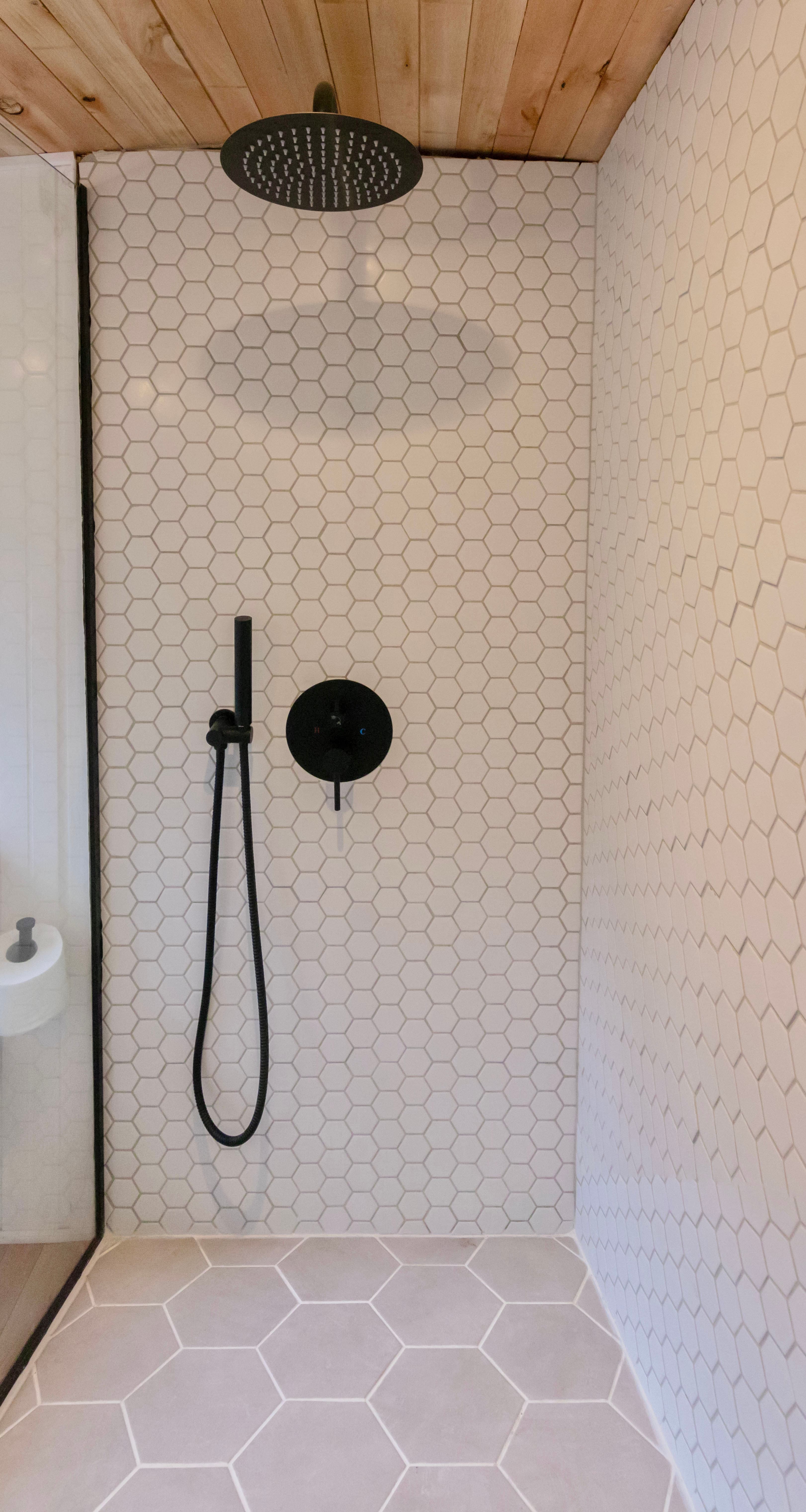 Porcelanato de ducha — Cademil Porcelanatos en BondiHouse